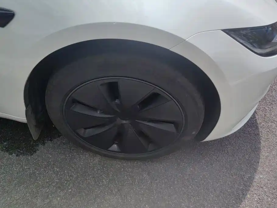 Tesla Model 3 2025 2025 Model Year Facelift Rear-Wheel Drive
