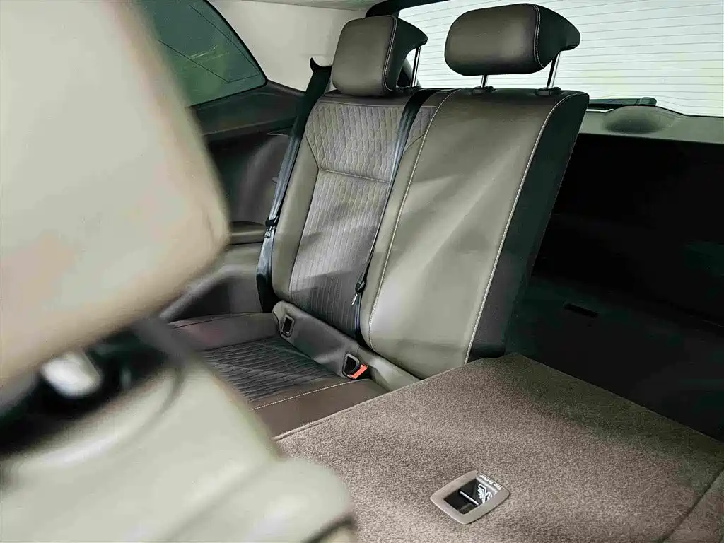 Volkswagen Viloran 2021 2020 330TSI Business Edition
