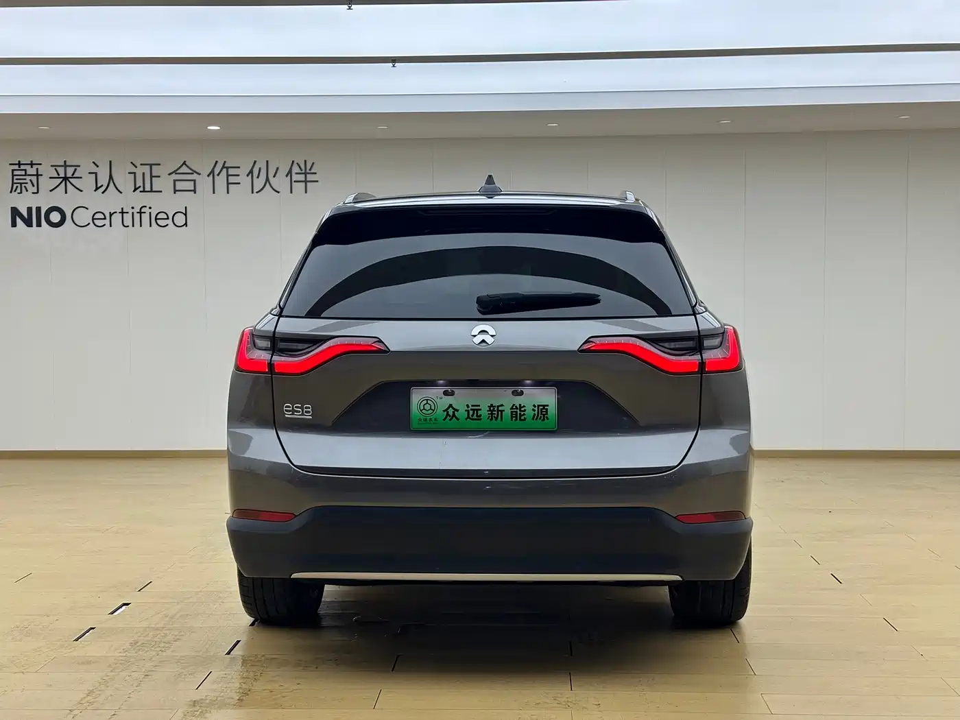 NIO ES8 2018 2018 Founder Edition