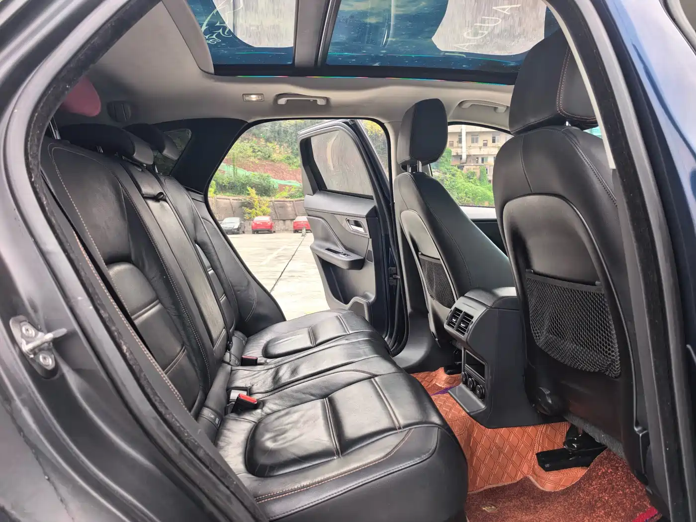 Jaguar F-PACE 2018 2018 2.0T 4WD Urban Premium Edition