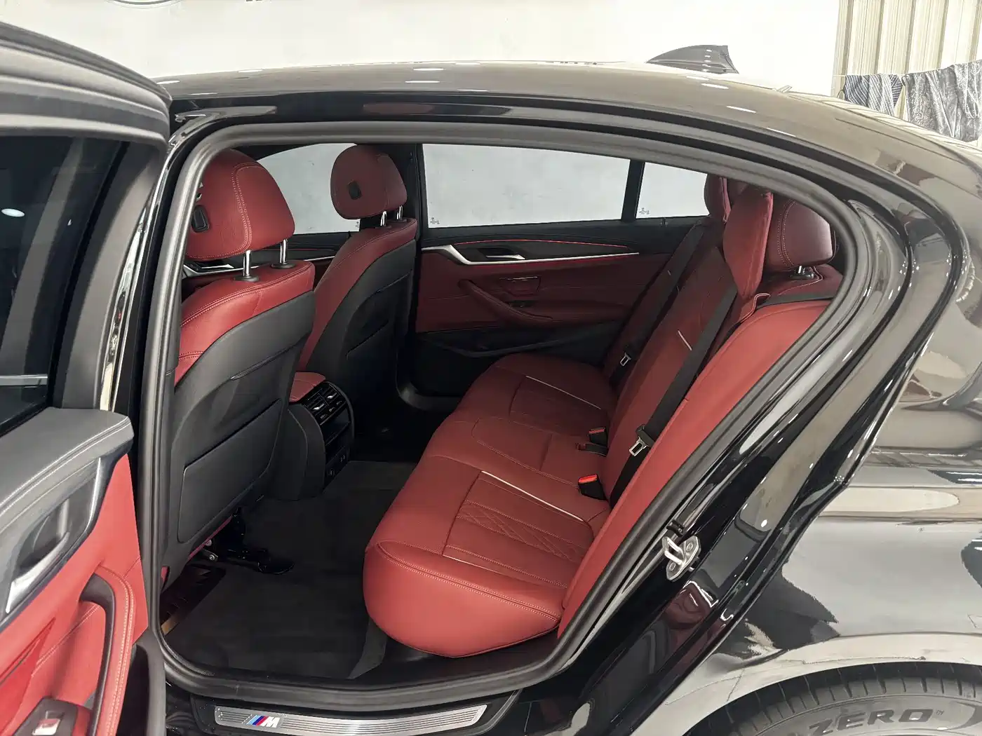 BMW 5 Series New Energy 2022 Model Second Facelift 535Le M Sport Package фото 22