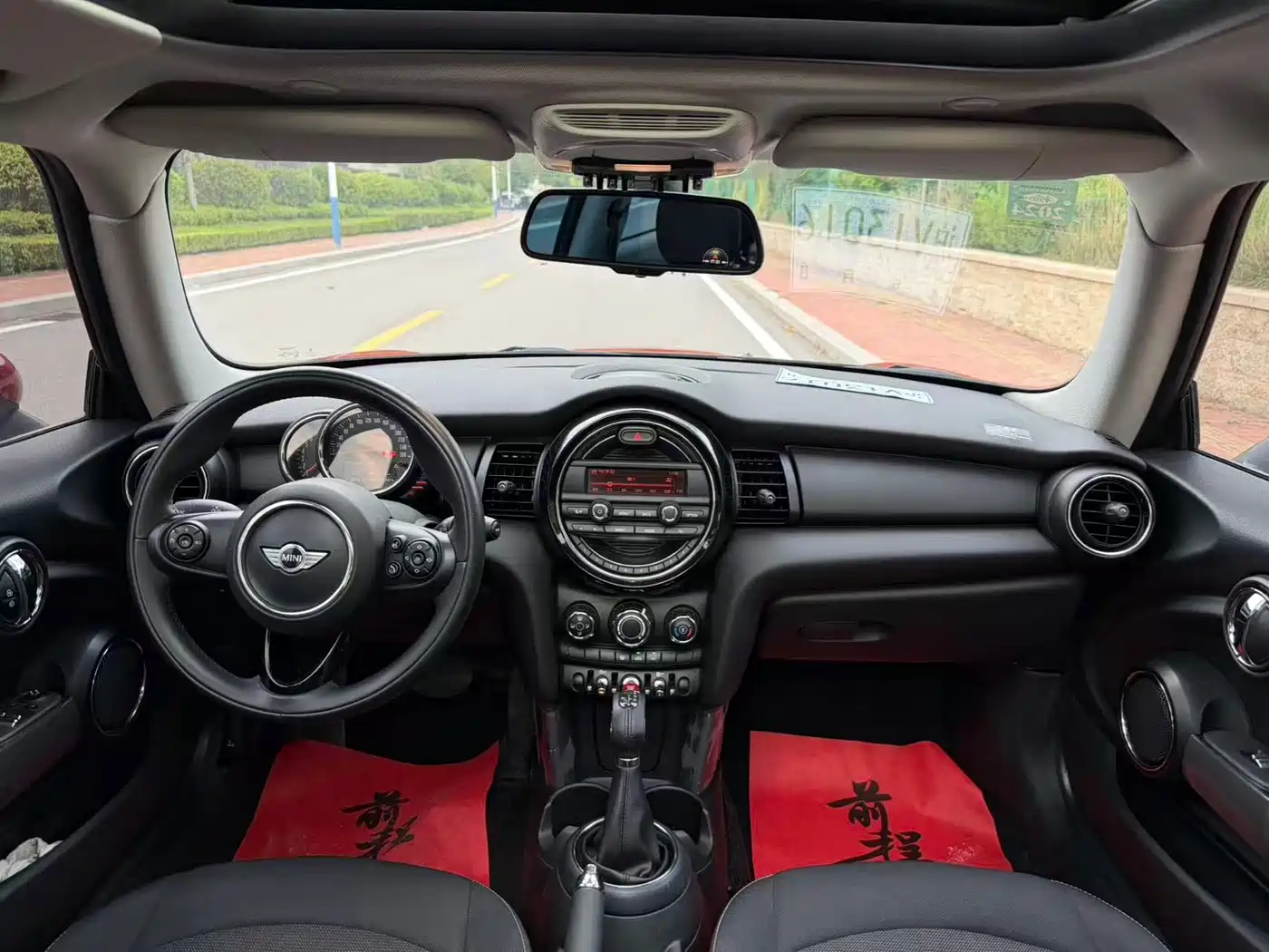 Фото 8 - MINI MINI