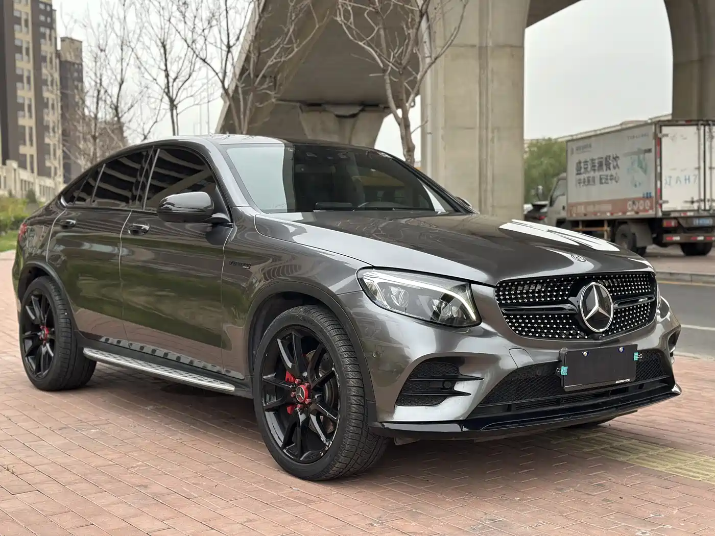 Mercedes-Benz GLC Coupe AMG 2017 AMG GLC 43 4MATIC Coupe SUV фото 3