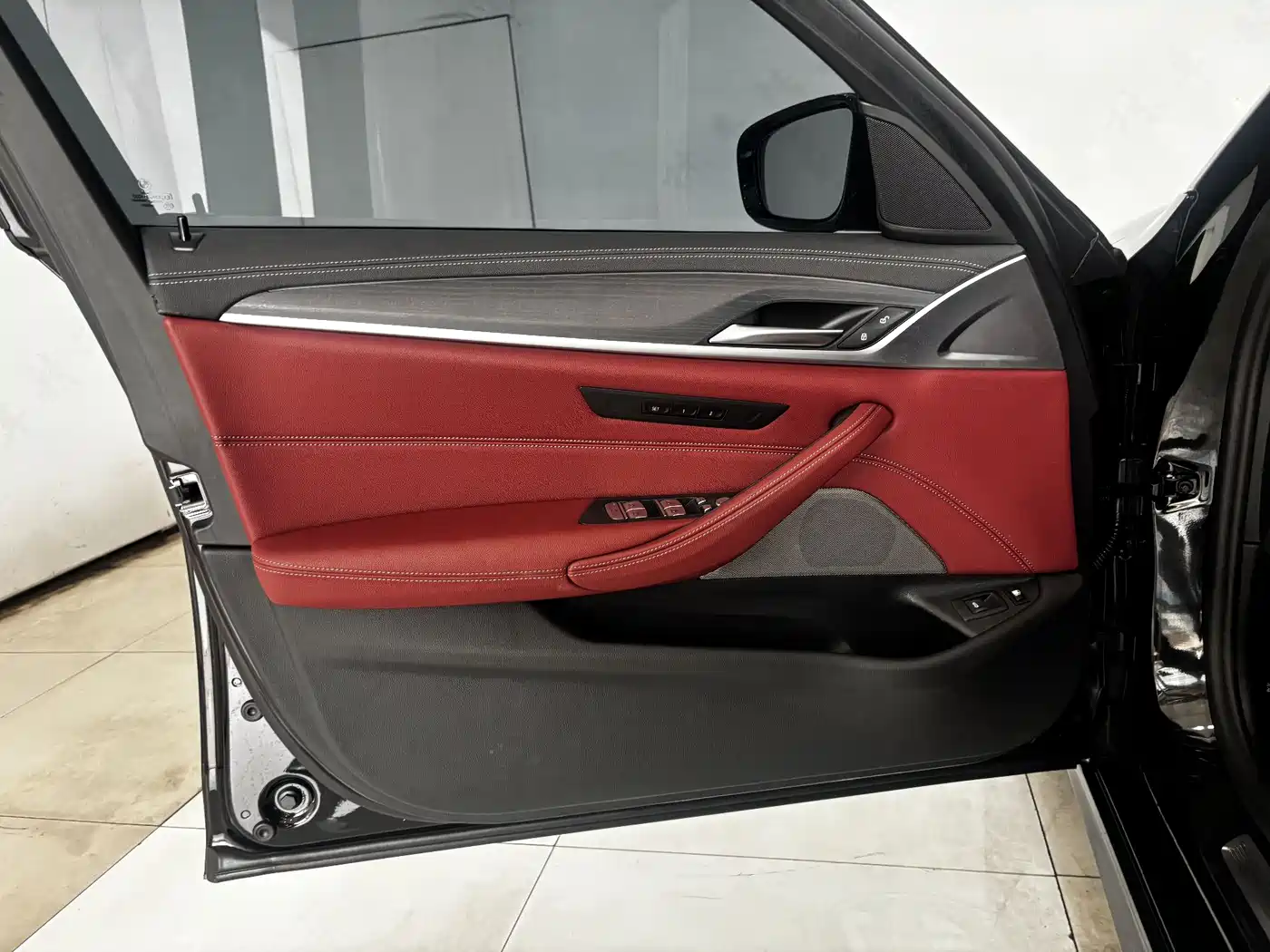 BMW 5 SERIES NEW ENERGY