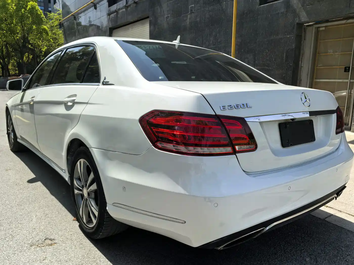 Mercedes-Benz E-Class 2014 E 260 L фото 11