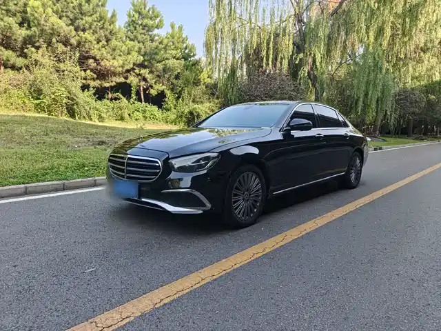 Mercedes-Benz E-Class 2020
