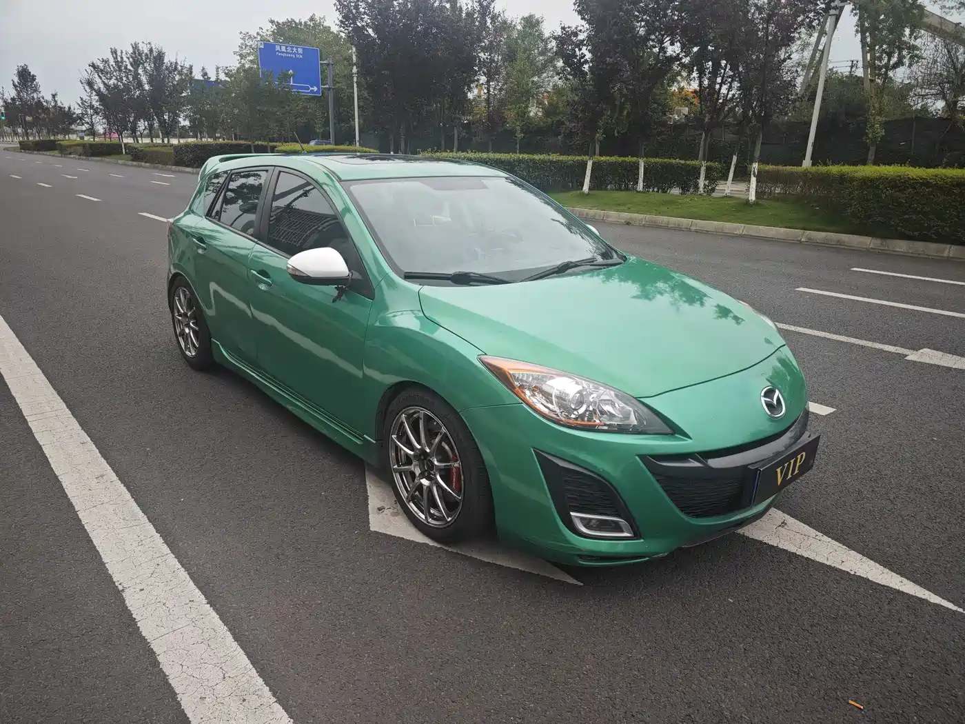 Mazda Mazda3 Axela 2012 2012 Hatchback 2.0L Automatic Luxury