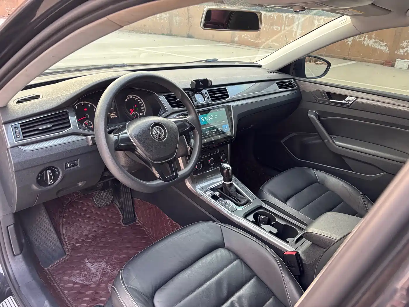 Volkswagen Passat 2015 1.8TSI Automatic Prestige Edition фото 13