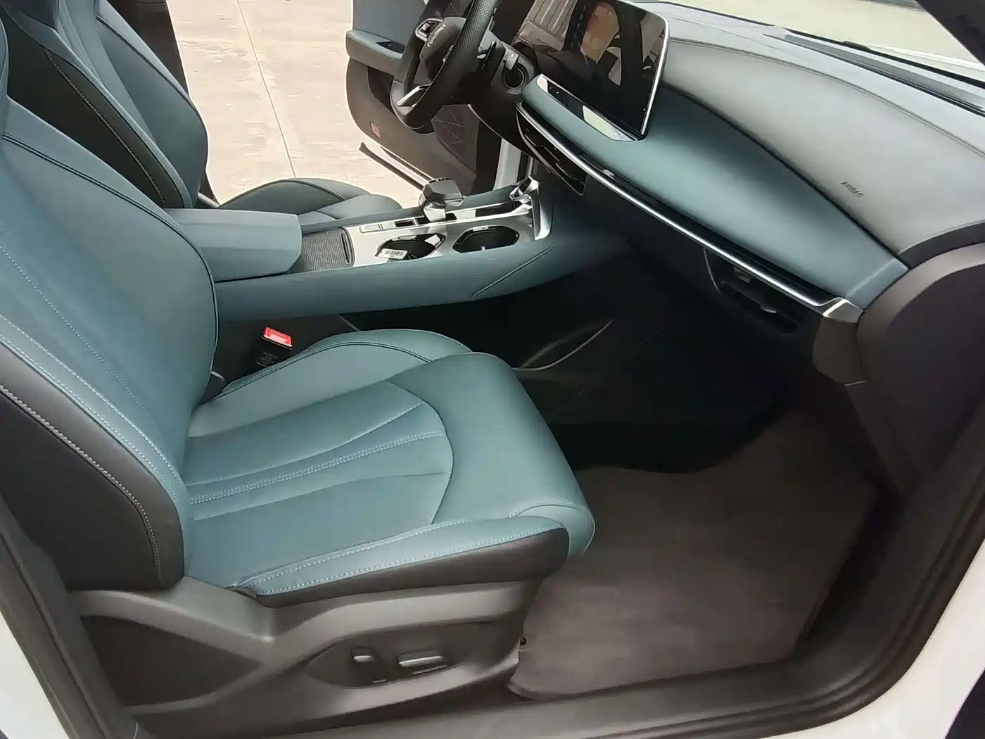 MG MG7 2025 2025 1.5T 300 DCT Elegance Edition