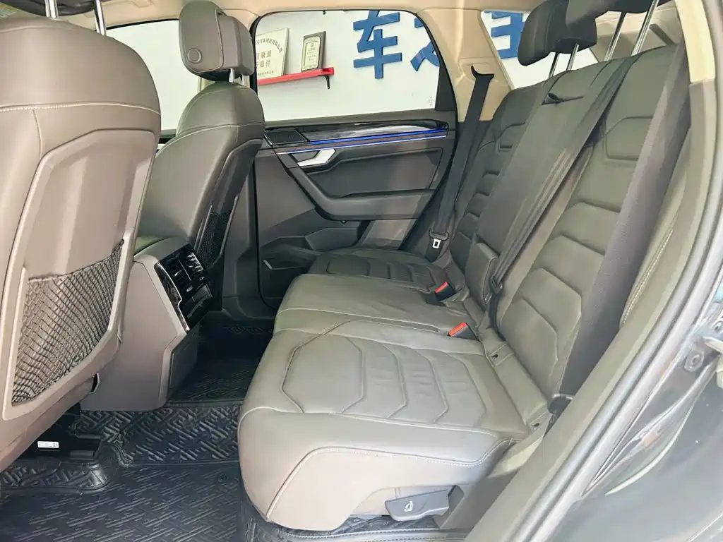 Photo 22 - Volkswagen Touareg