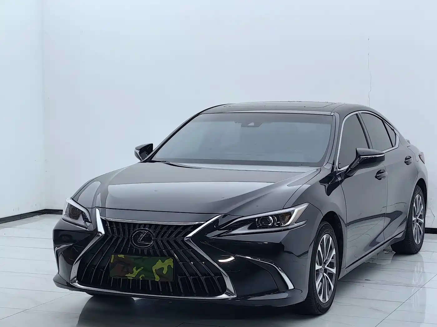  Lexus Lexus ES 2022 300h Excellence Edition