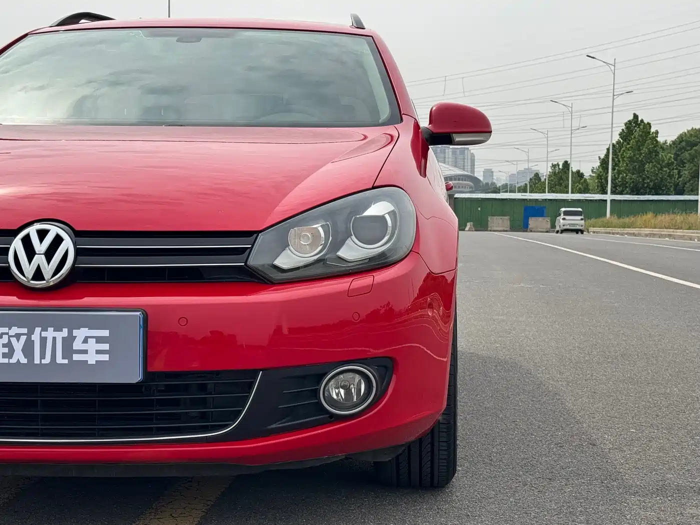 Volkswagen Golf (Import) 2011 Model 1.4TSI Luxury Touring фото 5