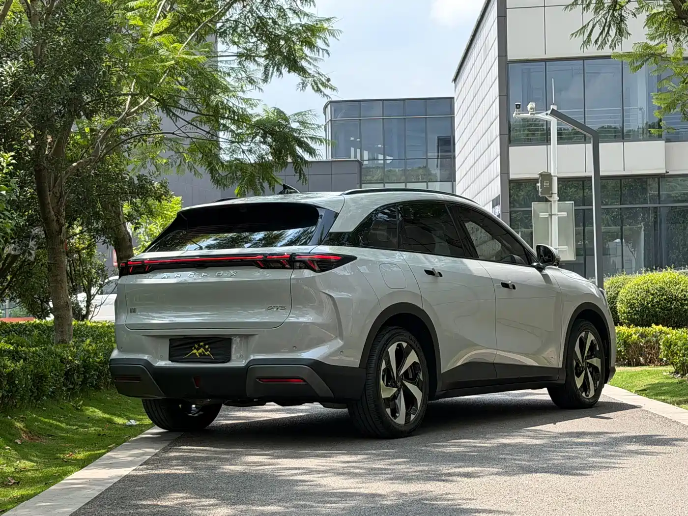 2025 ARCFOX Alpha T5
