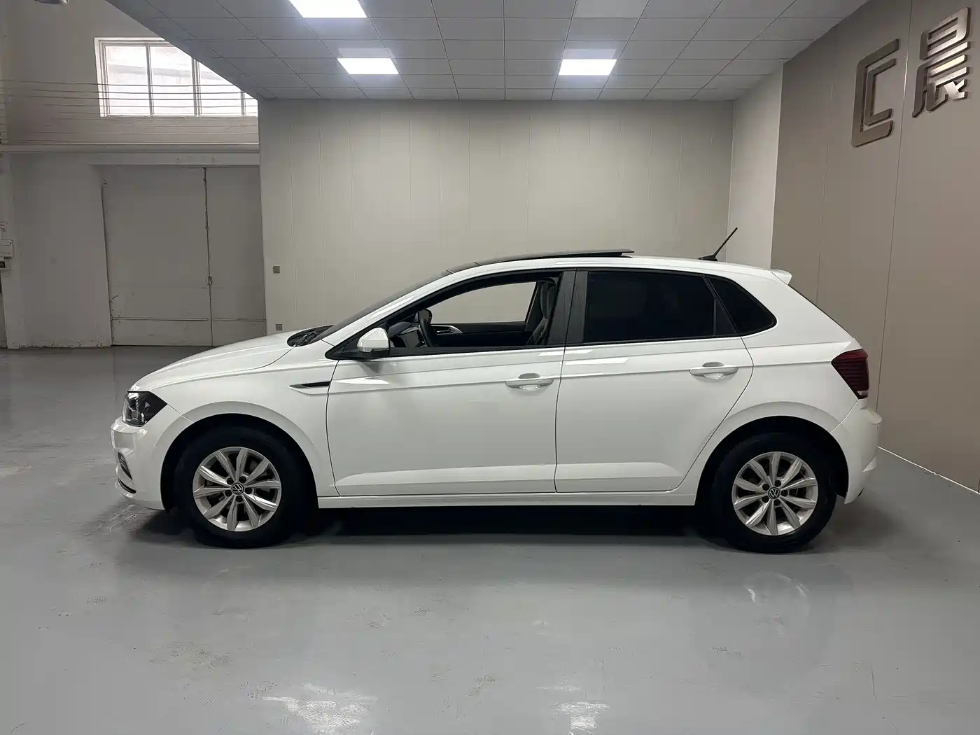 Volkswagen Polo 2023 2023 Facelift Plus 1.5L Auto Chroma Tech Edition