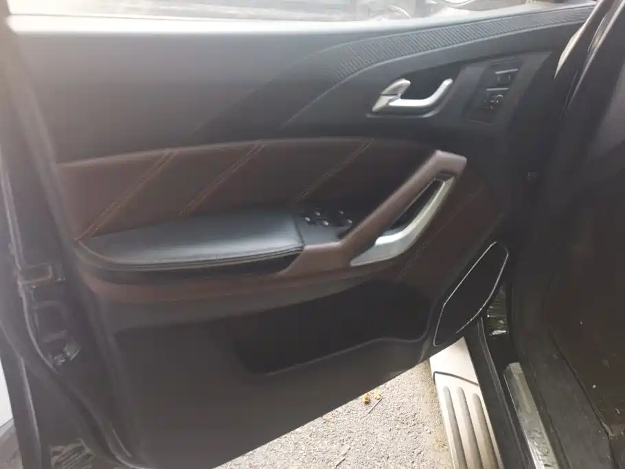 Jiangling Yusheng S350 2017 2016 2.0T Automatic 4WD Gasoline Luxury 5-seater