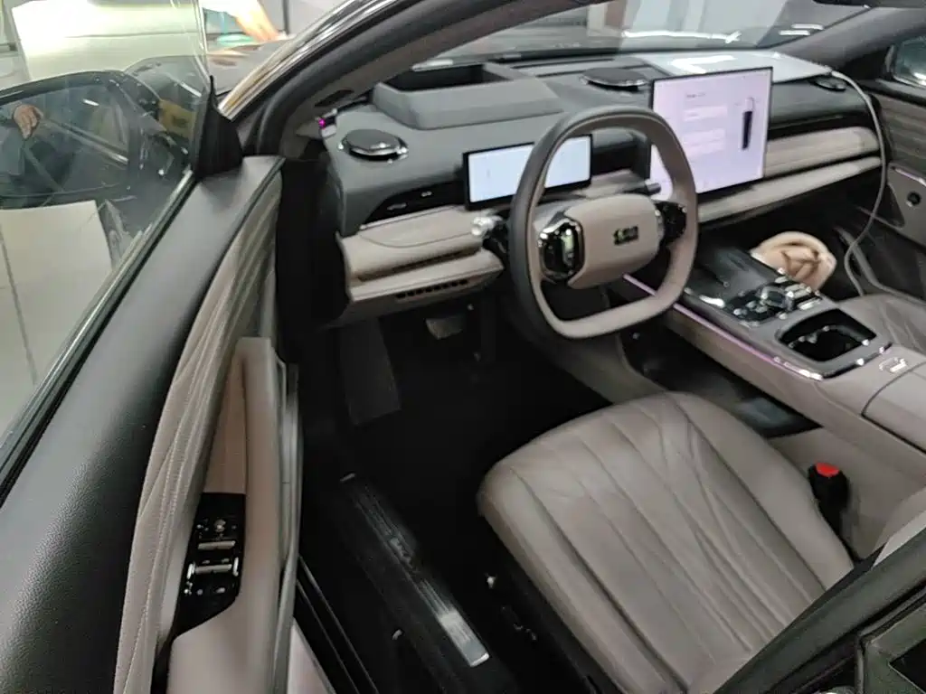 Geely Galaxy Galaxy Xingyao 8 2025 2025 130km EM-P Starship Edition