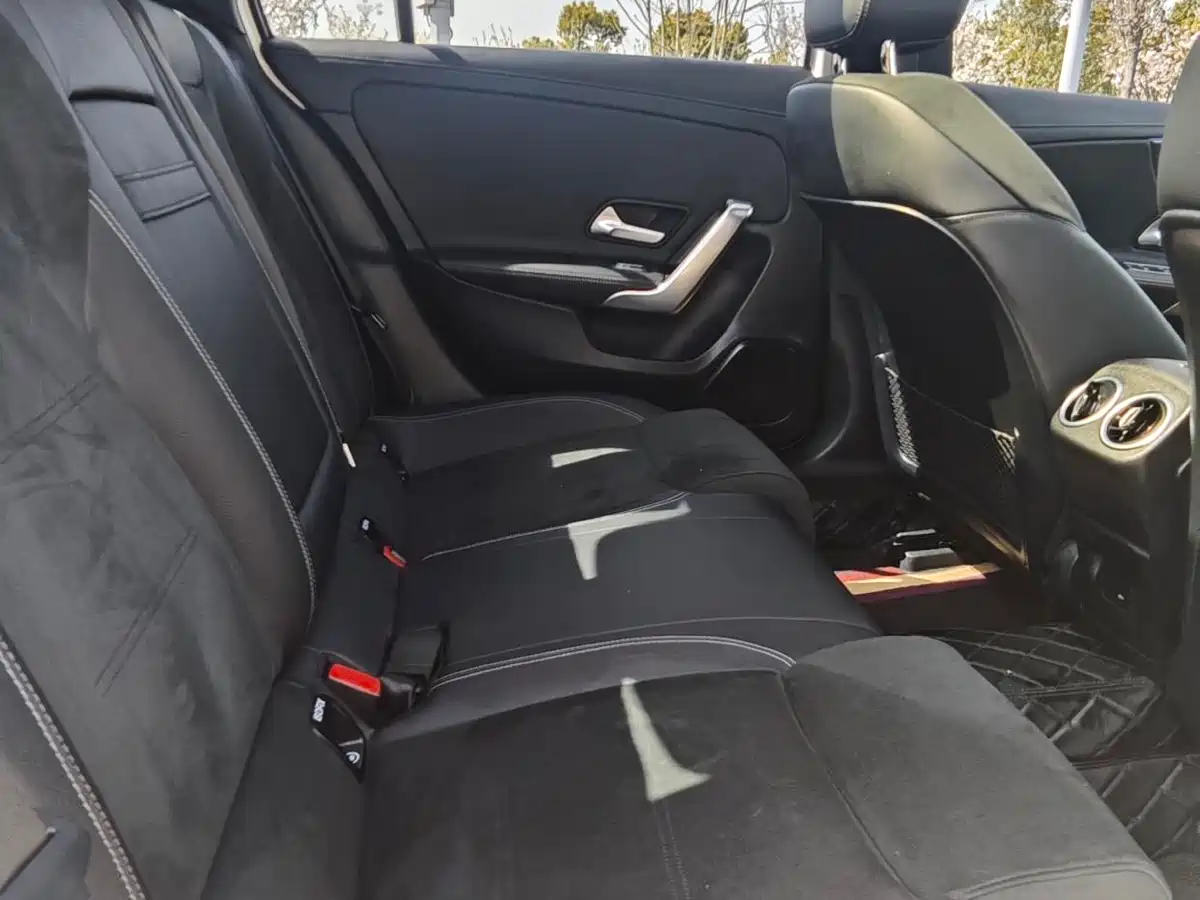 Mercedes-Benz A-Class 2021 A 200 L Sport Sedan Dynamic Type фото 26