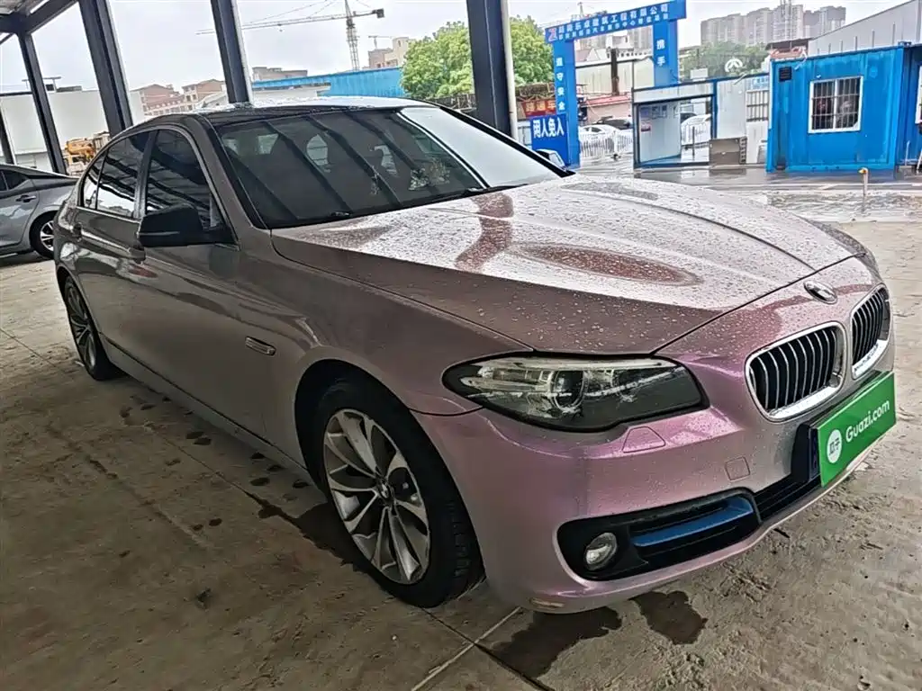 BMW 5 Series 2017 525Li Leading Edition фото 4