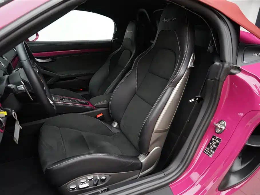 Porsche 718 2022 Spyder 2.0T фото 9