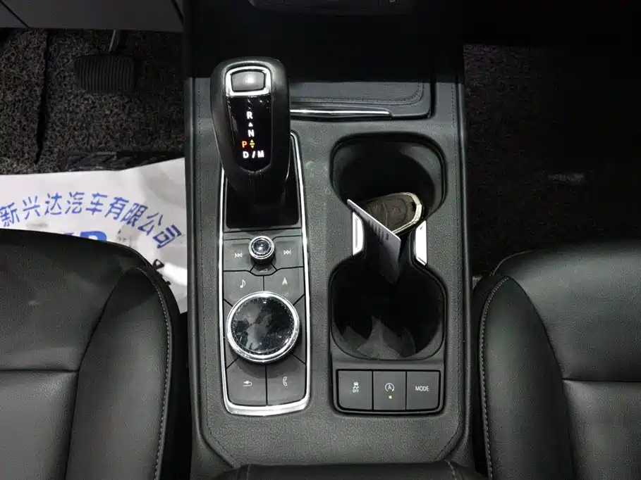 Cadillac XT4 2018 28T FWD Leading Edition фото 12