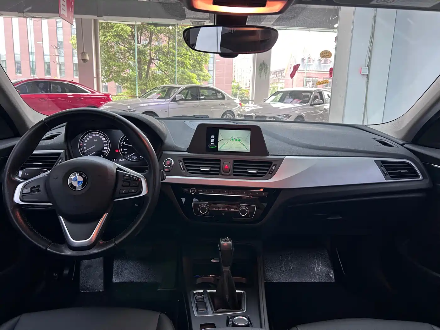 BMW 1 Series 2018 118i Fashion Edition фото 20