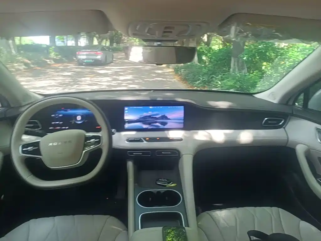 Roewe D7 2025 2023 DMH 125km Excellence Edition