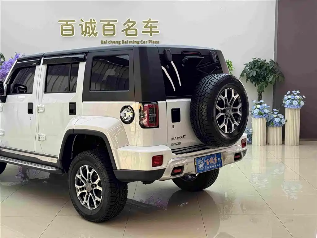 BAIC ORV Beijing Offroad BJ40 2025 2024 2.0T Urban Hunter Glory Edition