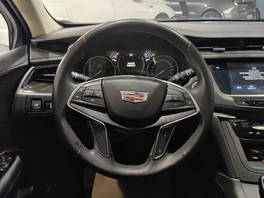 Cadillac XT5 2018 25T Luxury фото 15