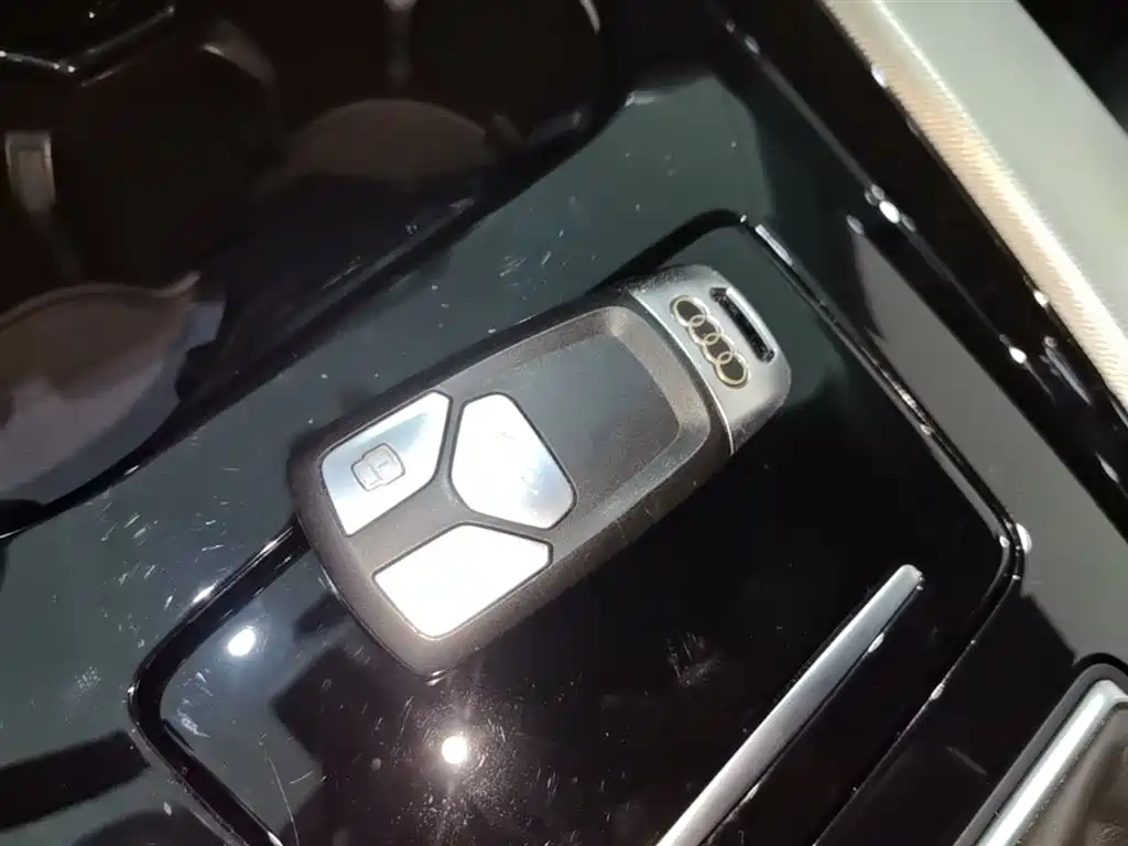 Audi A5 (Import) 2023 Sportback 40 TFSI Fashion Dynamic фото 9