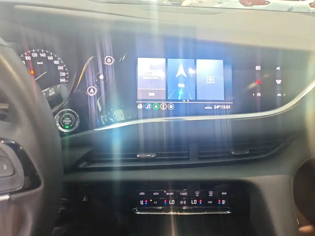 Buick Enclave 2024 2022 652T AWD Premium Flagship 6-Seater