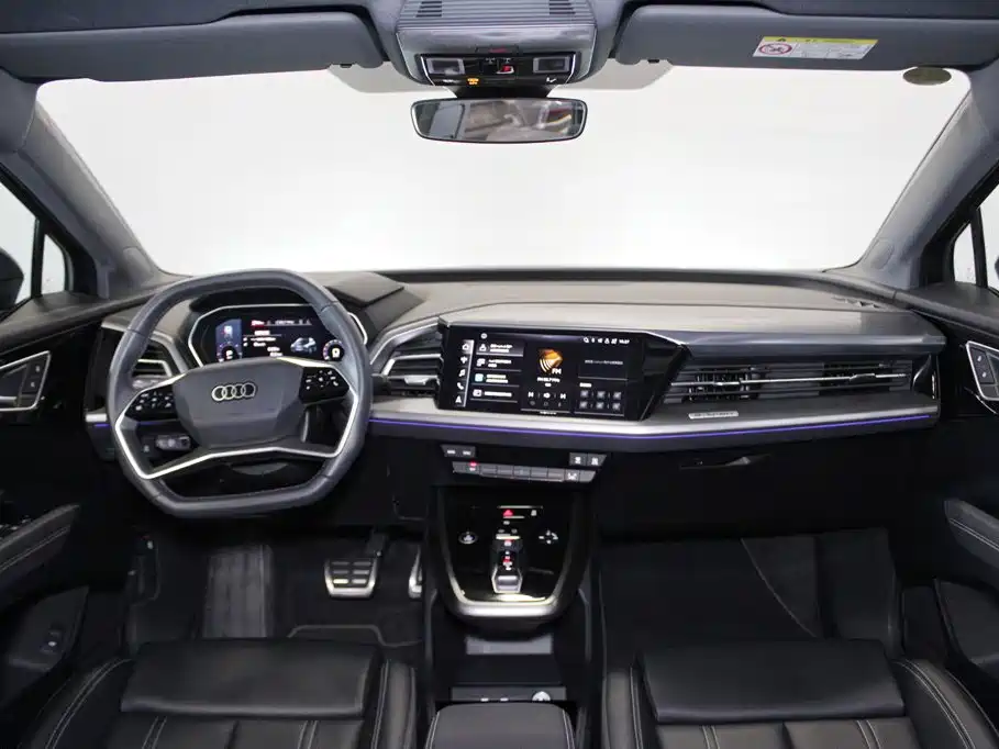 Audi Q4 e-tron 2025 2024 40 e-tron Pioneer Edition