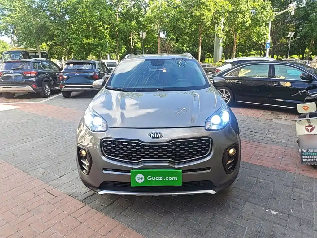 Photo 3 - Kia KX5
