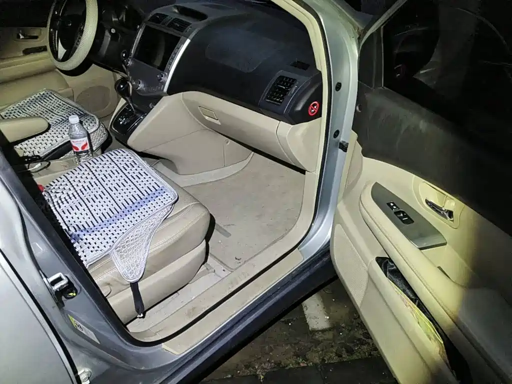 BYD S6 2013 2013 Platinum Edition 2.4L Automatic Executive