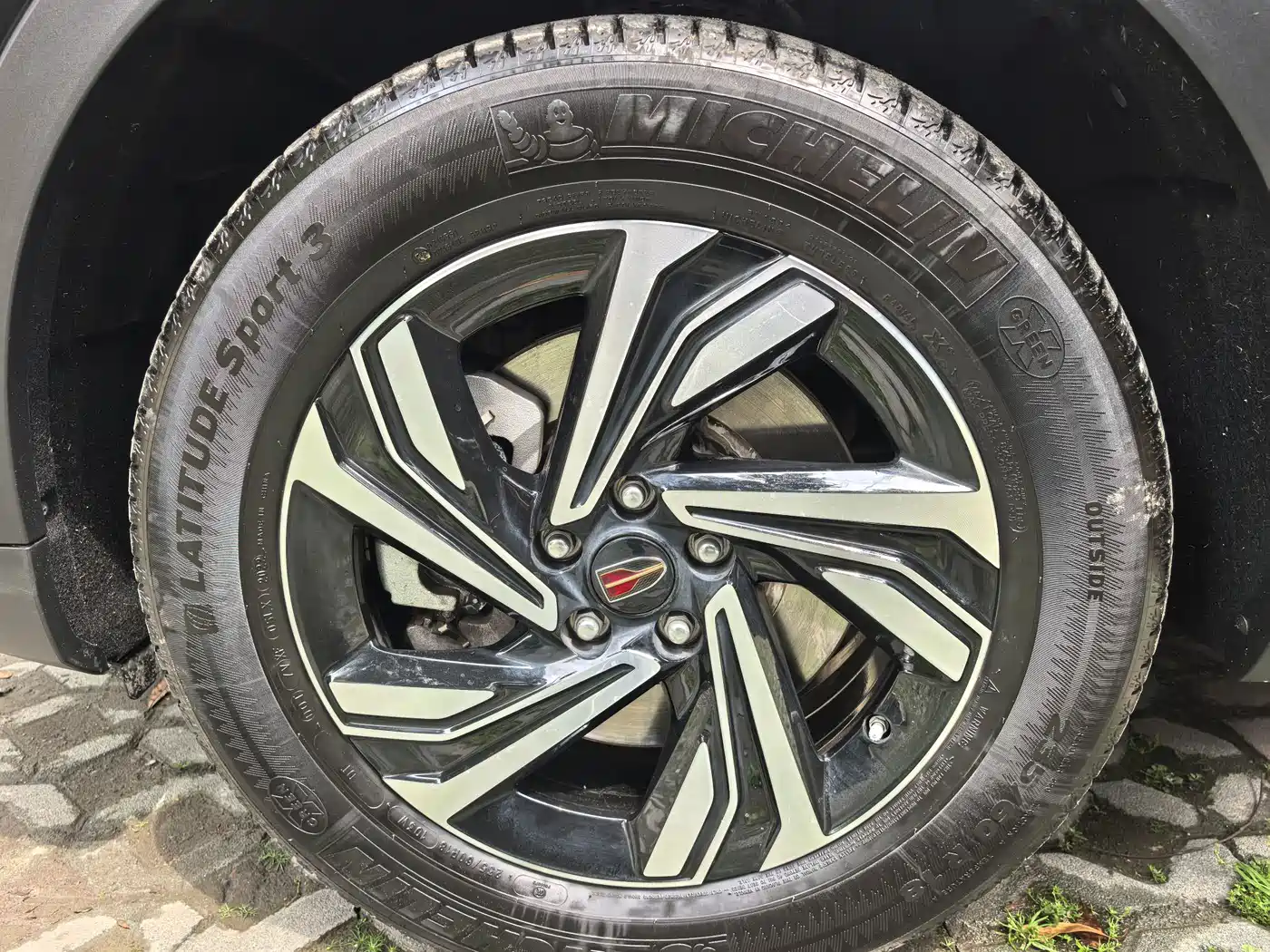 Hongqi HS5 2022 2.0T Smart Connect Premium Edition фото 13