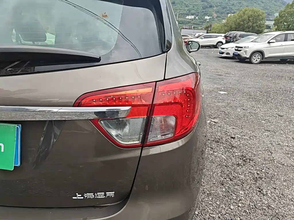 Buick Envision Plus 2015 2014 28T 4WD Luxury