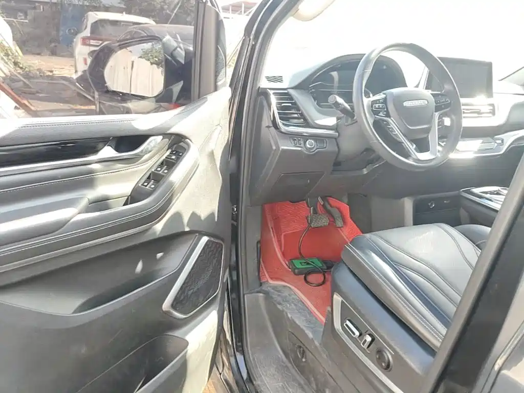 SAIC Maxus Maxus G20 2022 2021 Facelift PLUS 2.0T Gasoline Automatic Luxury