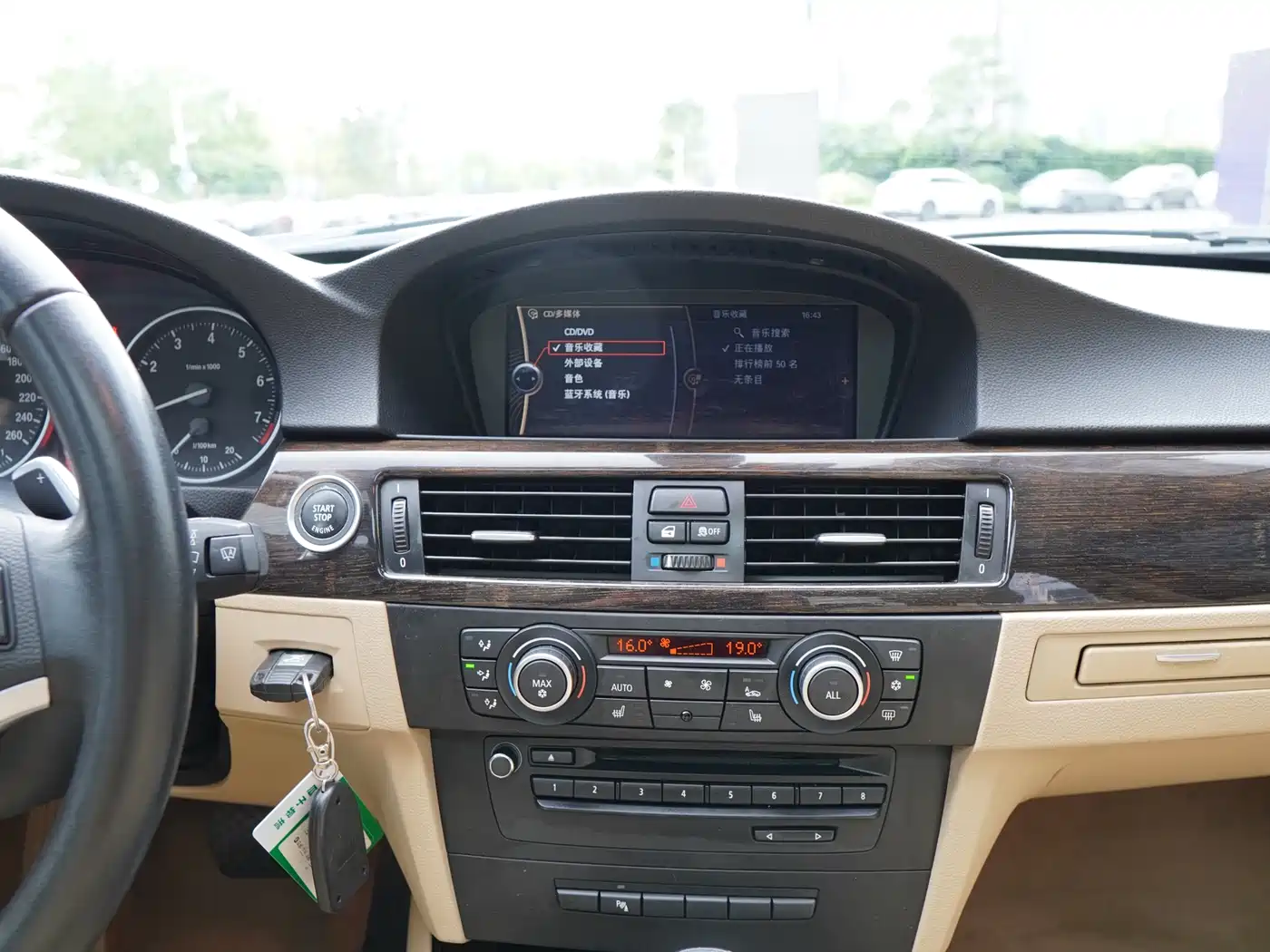 Фото 9 - BMW 3 Series