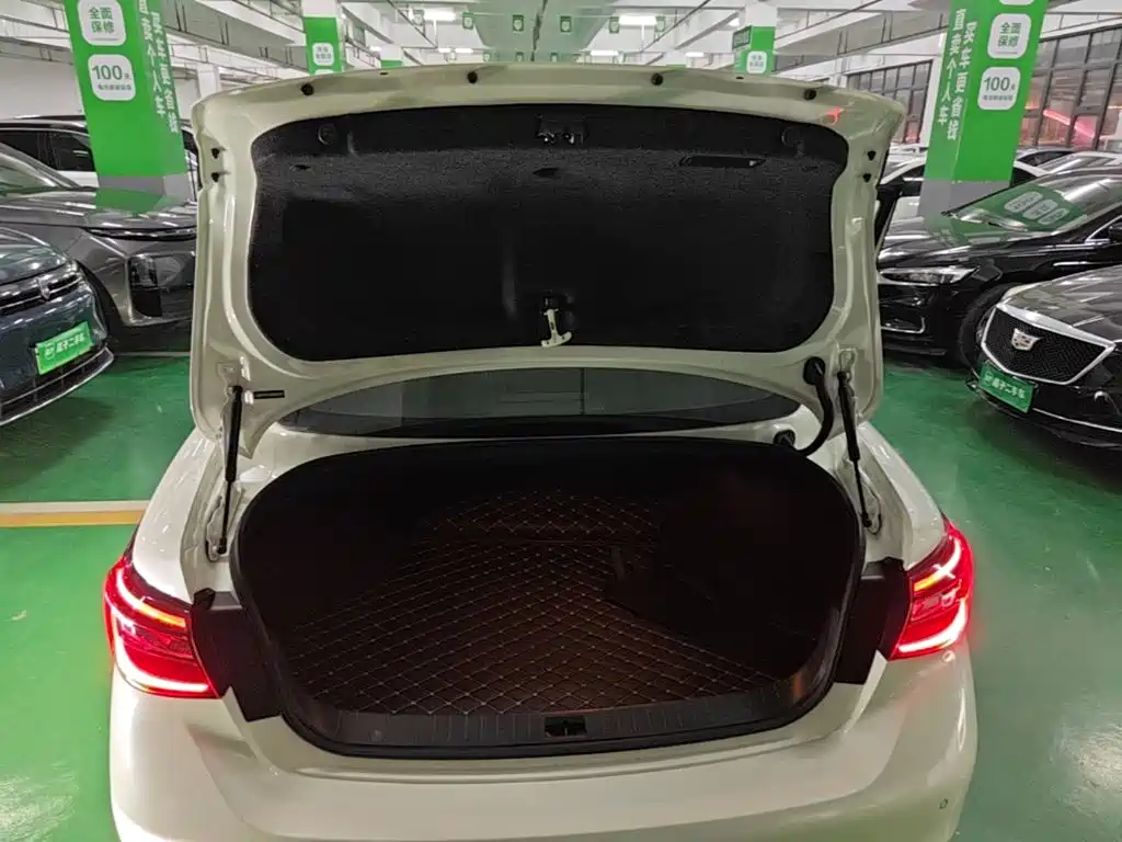 Infiniti Q50L 2022 2021 2.0T Premium