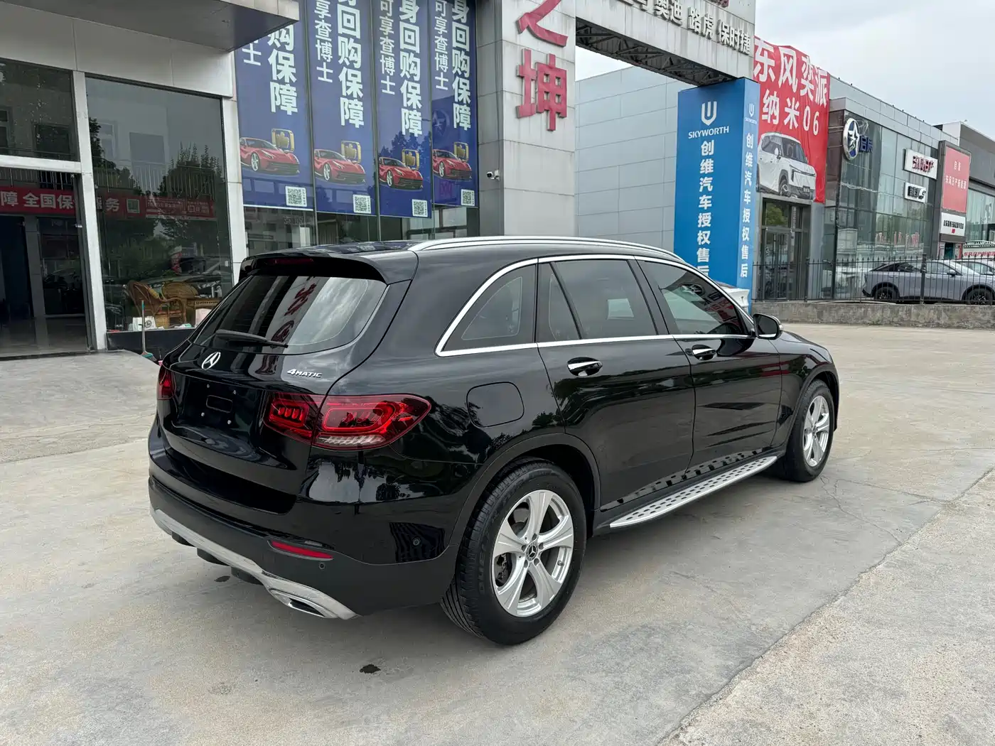 Mercedes-Benz GLC 2020 Facelift GLC 260 L 4MATIC Dynamic фото 16