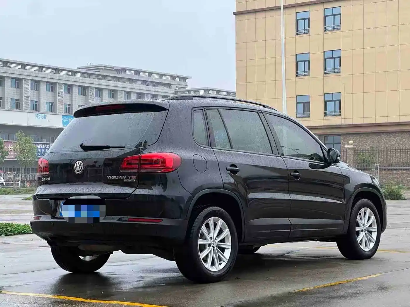 Volkswagen Tiguan 2015 1.8TSI Auto 4WD Style Vision Edition фото 4