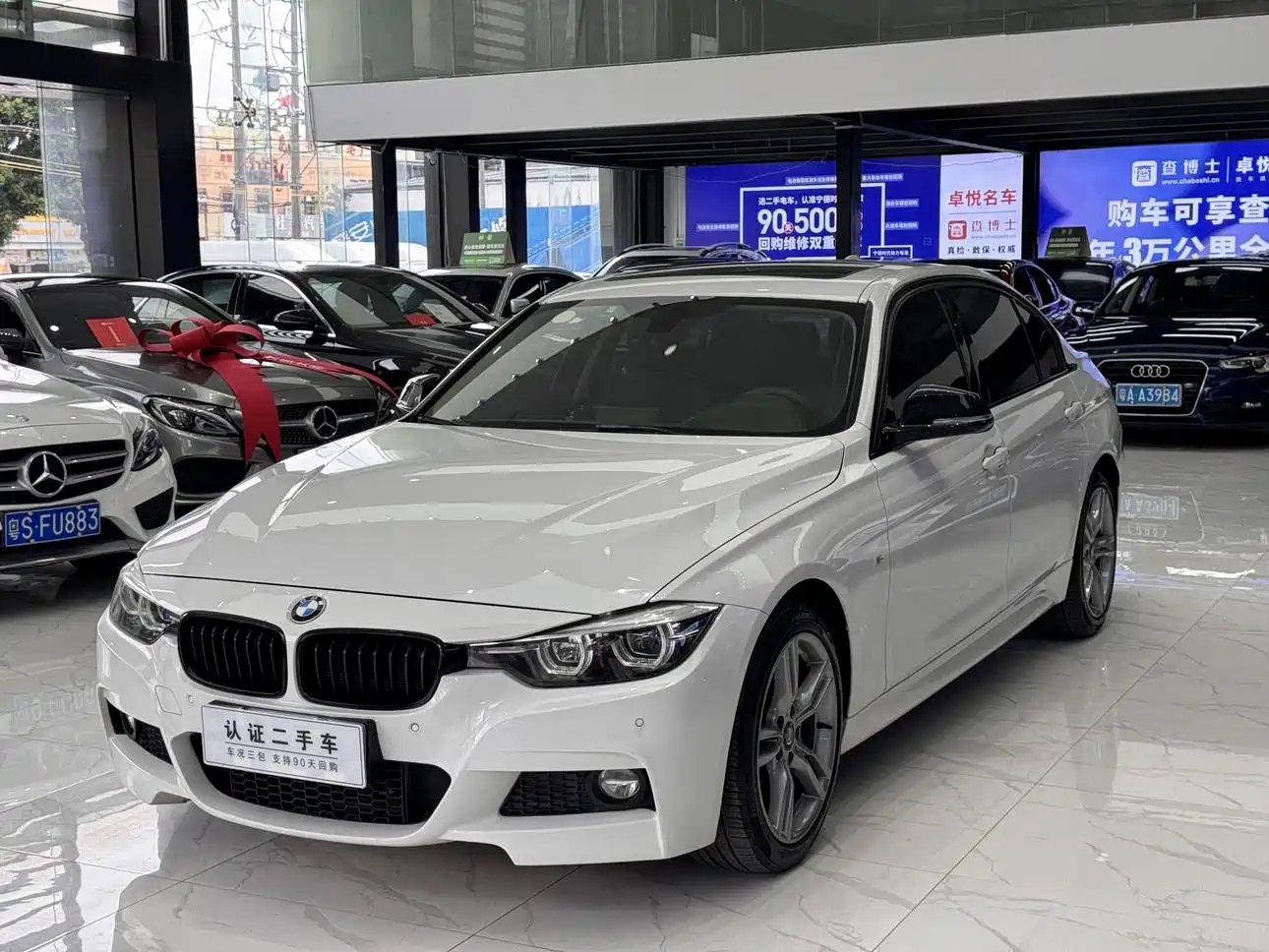 BMW 3 Series 2019 320Li M Sport Black Night Edition фото 2
