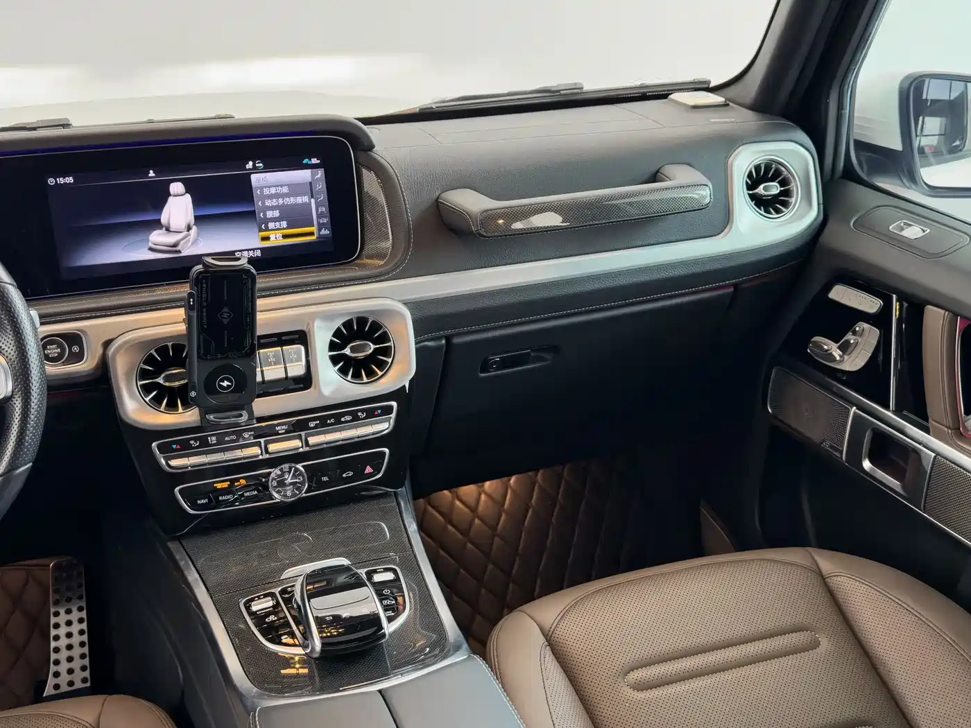 Mercedes-Benz G-Class 2023 G 500 фото 12