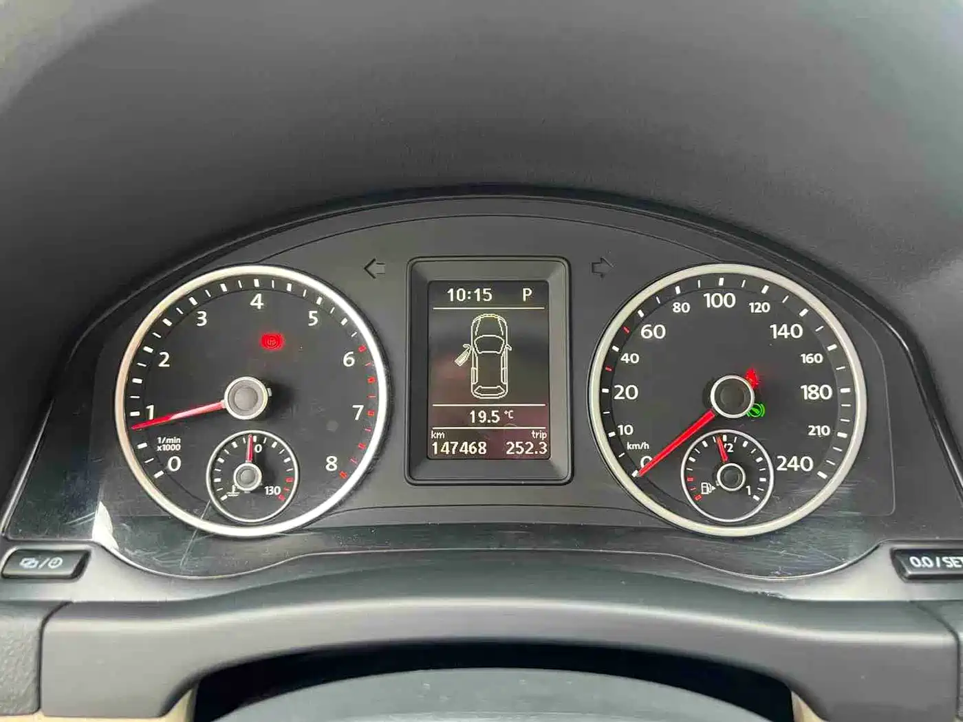 Volkswagen Tiguan 2015 1.8TSI Auto 4WD Style Vision Edition фото 7