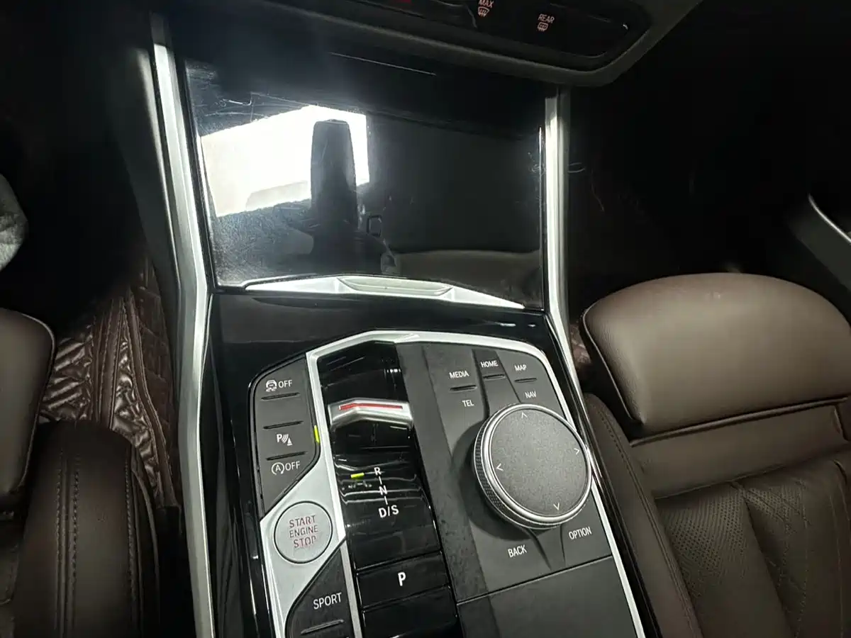 BMW 3 Series 2023 320Li M Sport Package фото 15