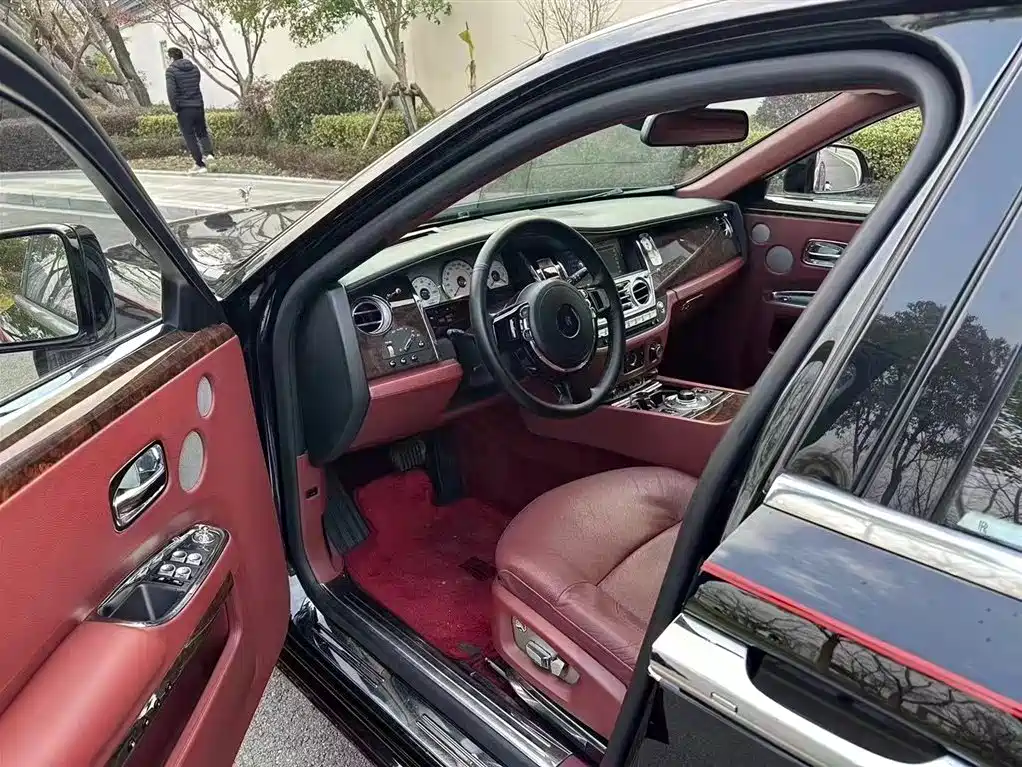 Rolls-Royce Ghost 2013 2012 6.6T Extended Version