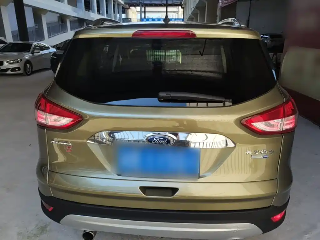 Фото 6 - Ford Kuga