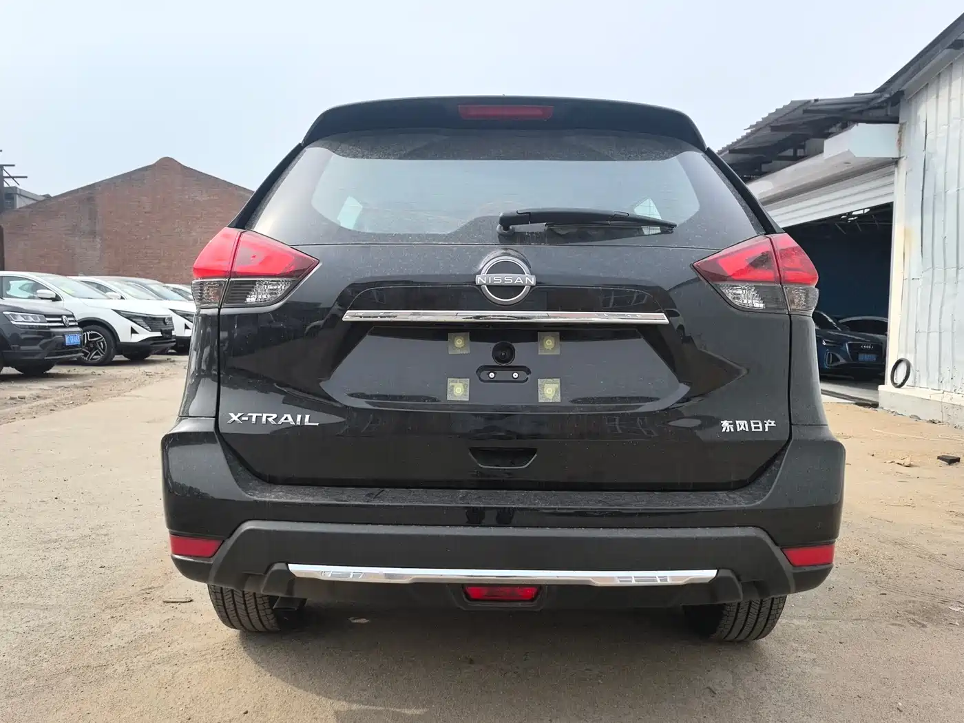 Nissan X-Trail 2026 2025 Honor 2.0L 2WD Leading Edition
