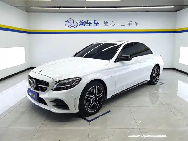 Mercedes-Benz C-Class 2021