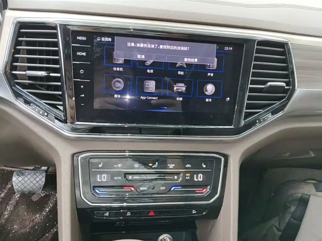 Volkswagen Viloran 2020 380TSI Premium фото 13