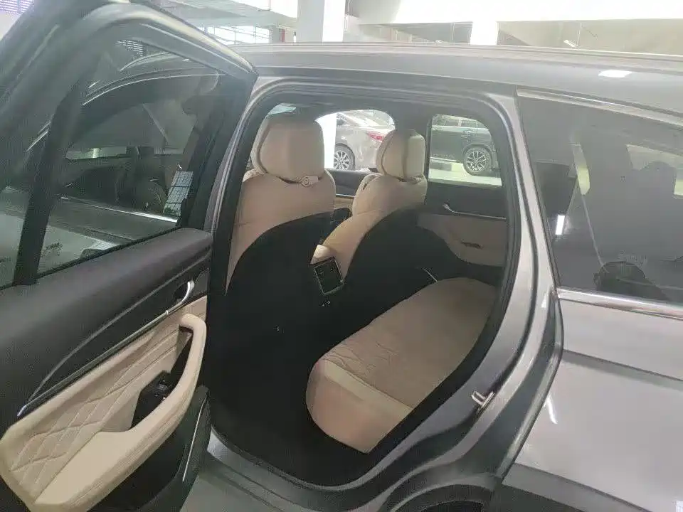 Geely Xingyue L 2026 2025 Oriental Glory 2.0TD Automatic Present Edition